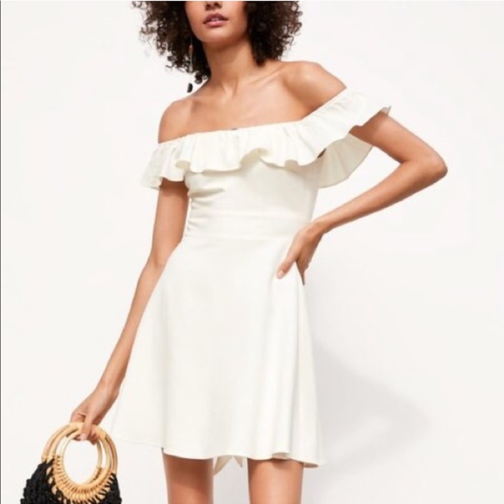 🖤Zara Off White Linen Off The Shoulder Dress